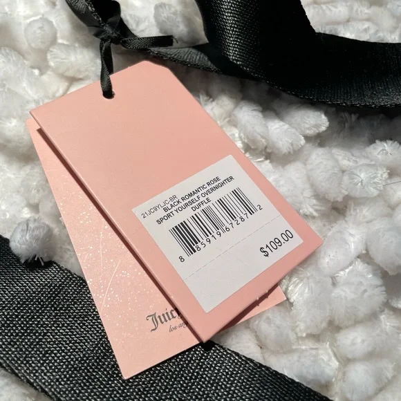 Juicy Couture Travel Bag - Picture 4 of 12